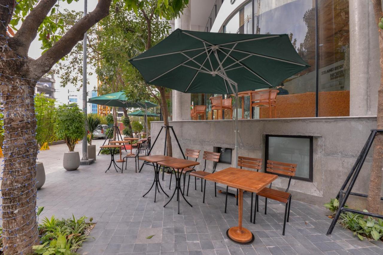 22Land Hotel & Residence Hanoi Exterior photo